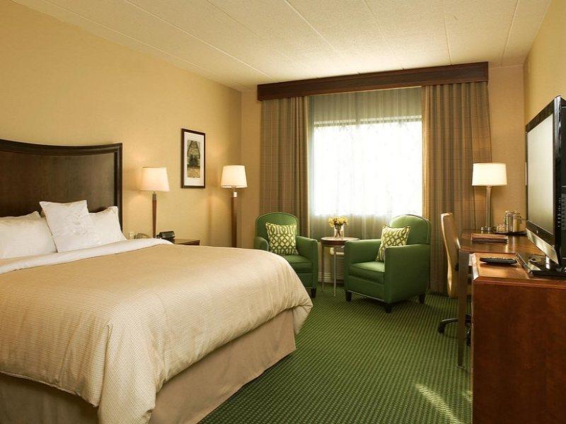 Sheraton Framingham Hotel & Conference Center Ngoại thất bức ảnh