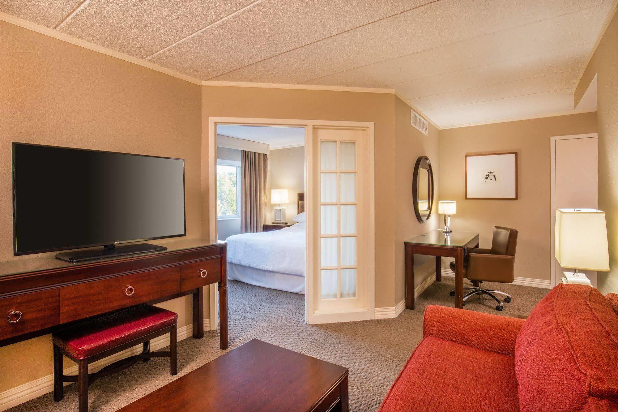 Sheraton Framingham Hotel & Conference Center Ngoại thất bức ảnh
